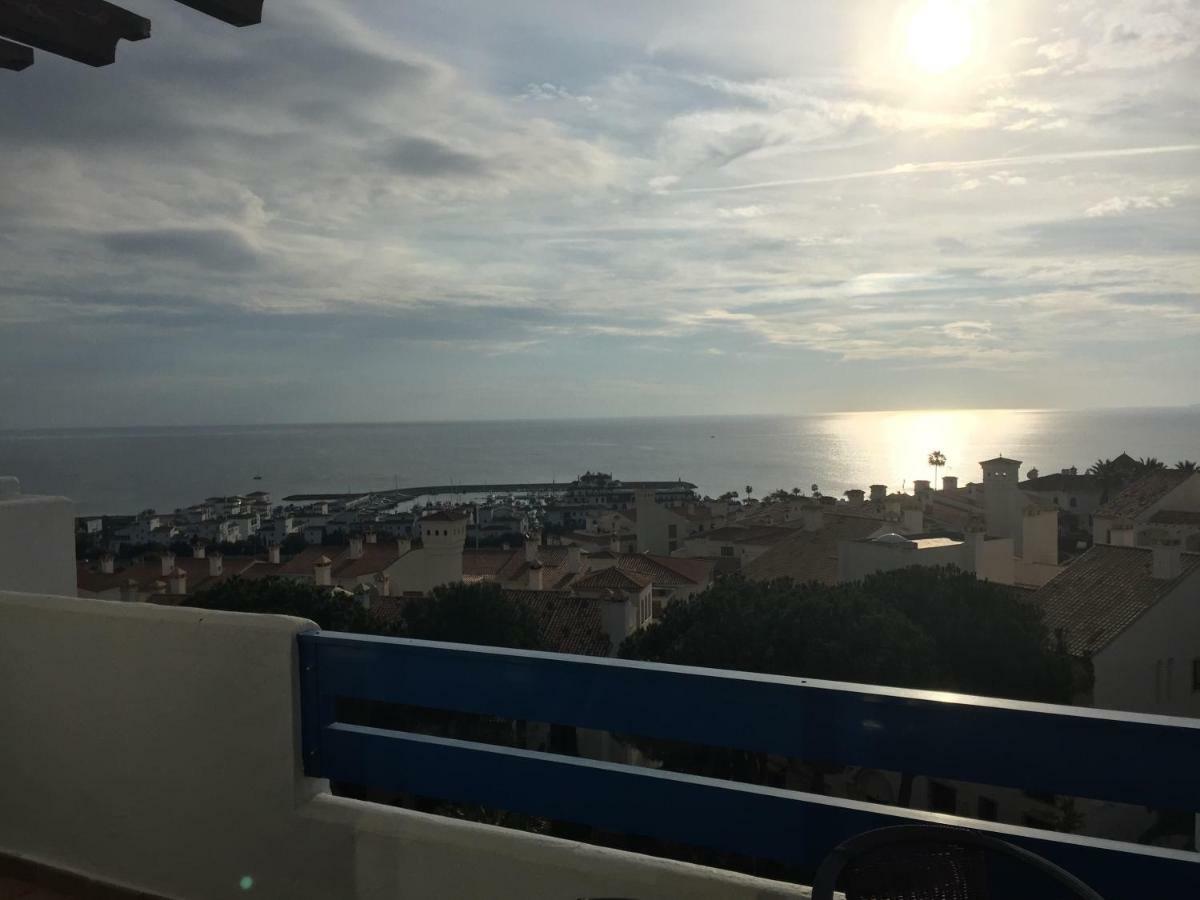 Duquesa Suite And Golf With A Spectacular Sea View Manilva Esterno foto